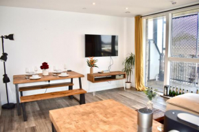 Balcony High End 2-Bed Flat in Camberwell for 6